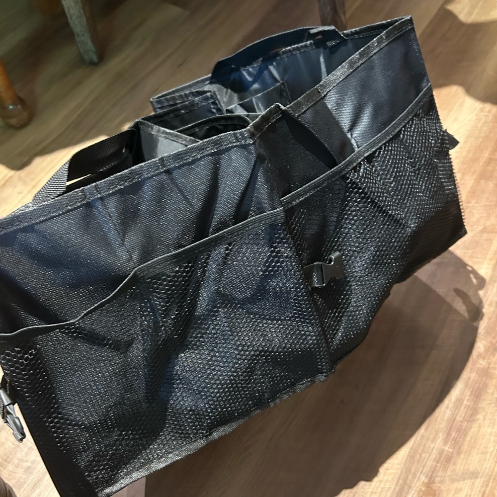 Stylish Black Duffel Bag for Women